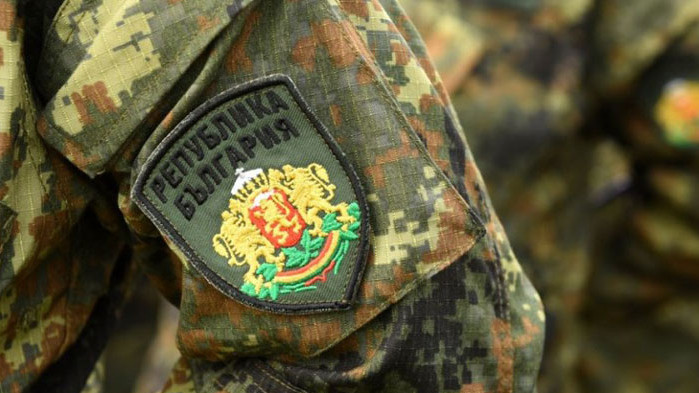 Повиквателни за явяване във военно окръжие разпращат от структурите на