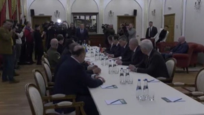 След 5 часа преговори: Украйна и Русия решиха да продължат разговорите