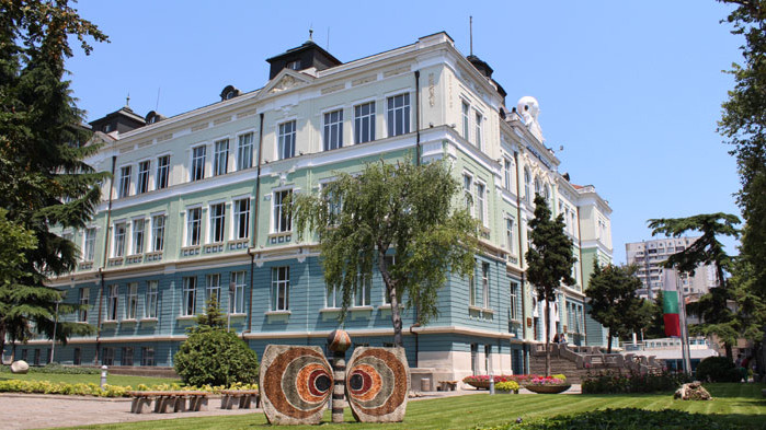 Беше проведена разяснителна среща с входящите чуждестранни студенти по програма