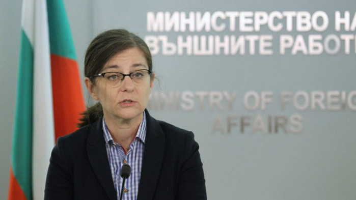 МВнР: 200 човека от Киев и 130 от Одеса, заедно с дипломатите ни пътуват за България