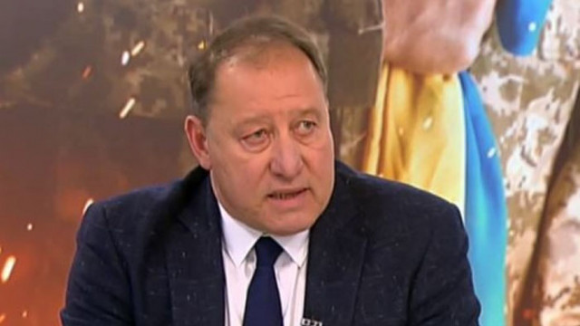 Според него тази ситуация за БСП е оживял кошмар Ставаме