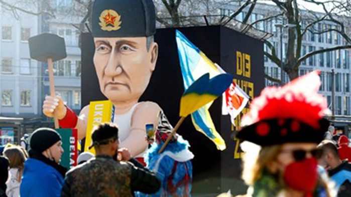 Русия гледа и към Западните Балкани. Тя иска да отнеме