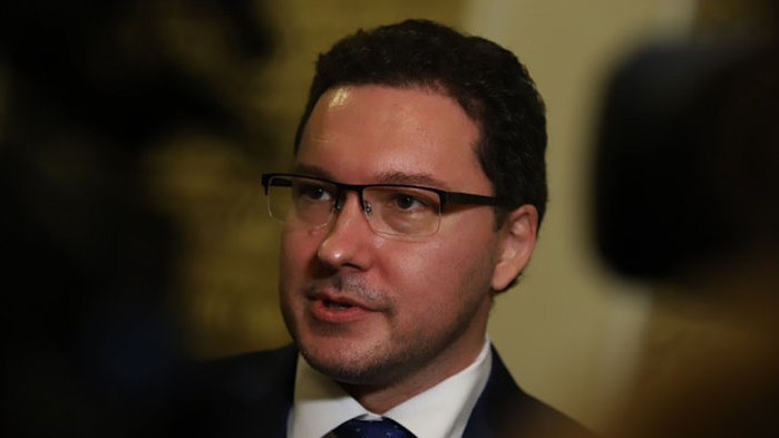 Трябваше да се гласува оставката не само на Стефан Янев,