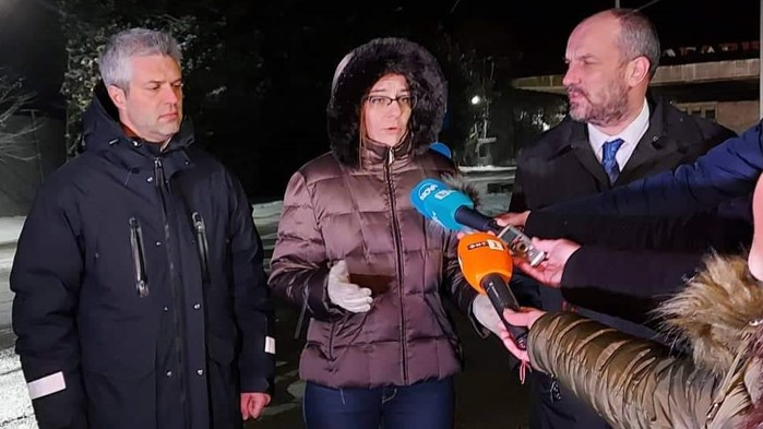 Министъра на МВнР и областният управител на Варна посрещнаха евакуираните от Киев българи