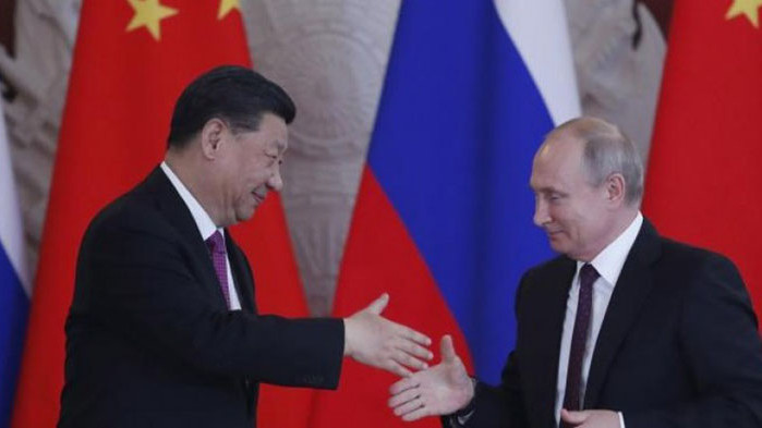Китай няма да участва в санкциите срещу Русия