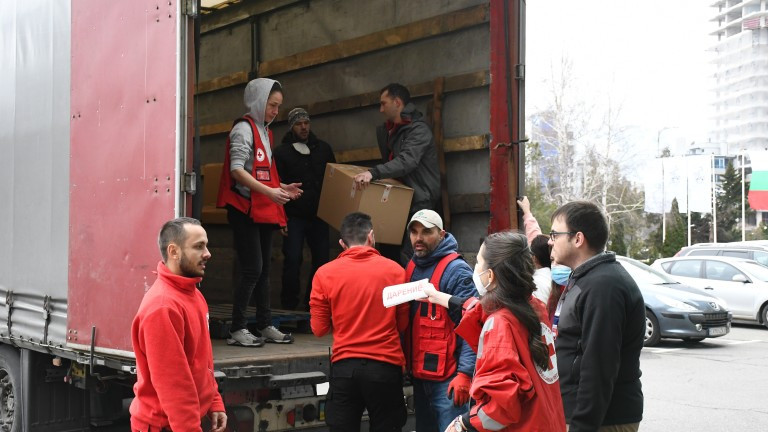 БЧК изпрати пети камион с хуманитарна помощ