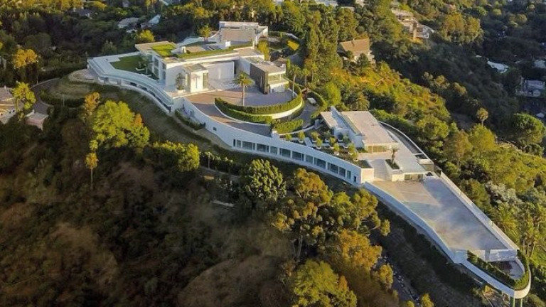 Имение в Лос Анджелис, което се смята за най-голямото жилище