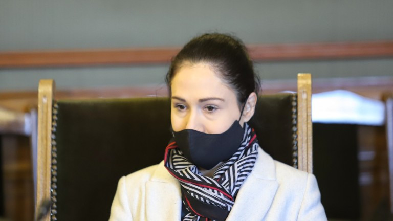 Ралица Симеонова е освободена от длъжността заместник-министър на отбраната със заповед