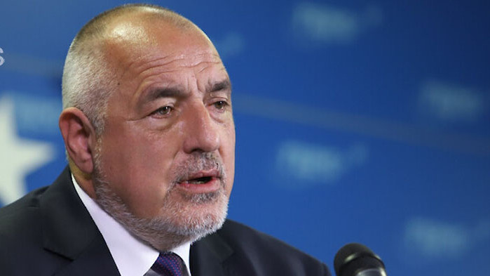 Незабавно освобождаване на Държавния резерв и горива по 2 лева.