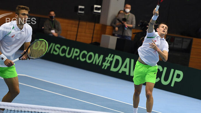 Мъжкият национален отбор на България поведе с 3-0 срещу тима