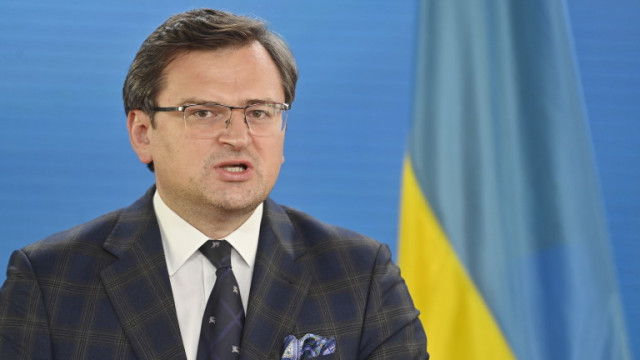 Украинският министър на външните работи Дмитрий Кулеба се обърна към мултинационалната