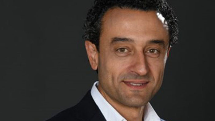 Макар и само на два месеца и четворна коалиция, на