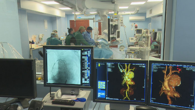 Уникална операция при разкъсване на аортата извършиха в УМБАЛ „Света Марина“- Варна