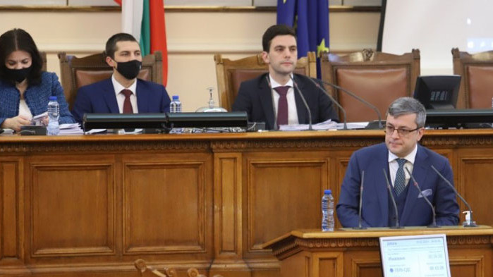 Нашата цел като опозиция е час по-скоро България да има