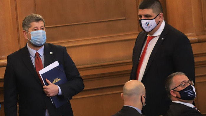 От Фейсбук профила на депутата от ДБ Ивайло Мирчев Орбан