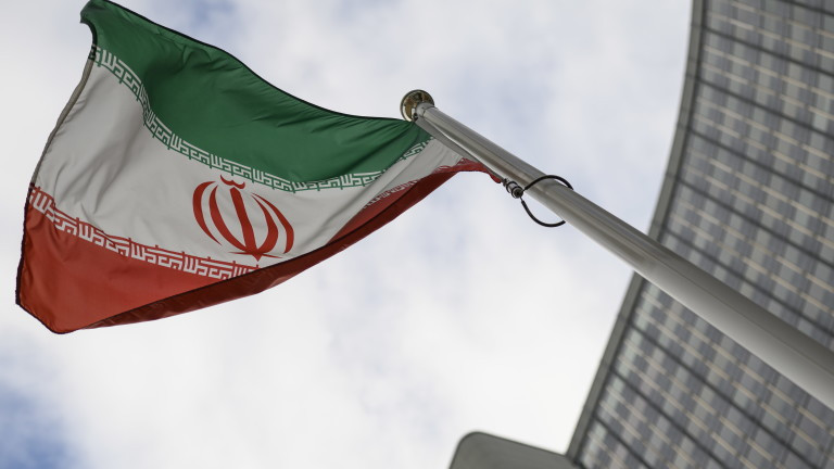 Франция иска бързо споразумение с Иран