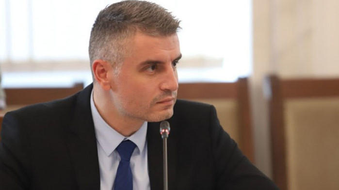 В момента пазарът на горива в България е нормален“, заяви