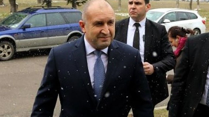 От Фейсбук профила на Константин Мишев Бежанците от войната щели