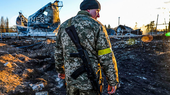 Тела по улиците, бой за храна, обсада на Киев