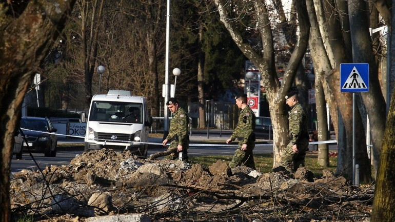 Хърватският премиер посети мястото в Загреб, където падна безпилотен военен