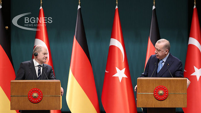 Ердоган-Шолц: Съвместни усилия по Украйна и активиране на диалога Анкара-ЕС