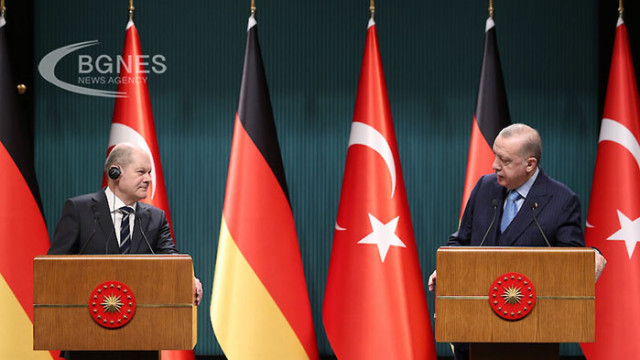 Берлин и Анкара встъпват съвместно за прекратяване на огъня в