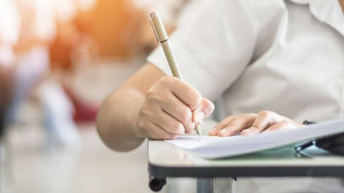 7 подадени заявления от украински бежанци децата им да учат във Варна