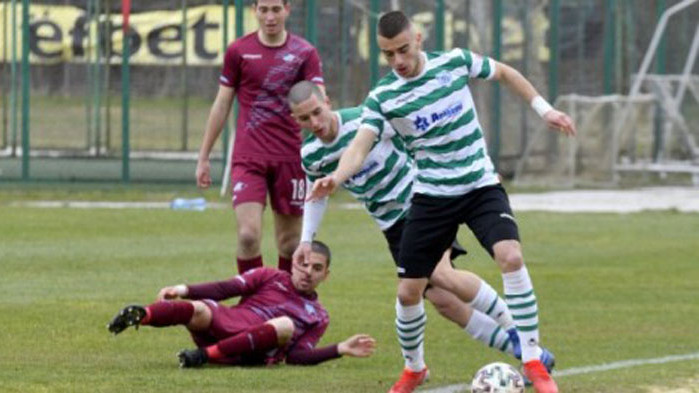 Трима от "Черно море" с повиквателни за националния