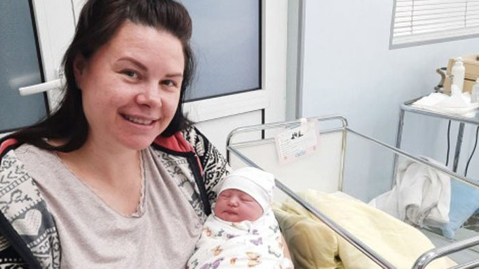 Във Варна се роди второ бебе на украинска бежанка