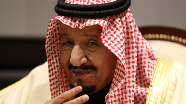 Саудитска Арабия обмисля да продаде част от петрола си на