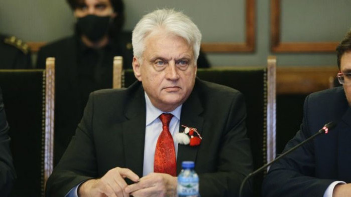 ПП направи жива верига около Рашков, спаси го от въпросите за Борисов