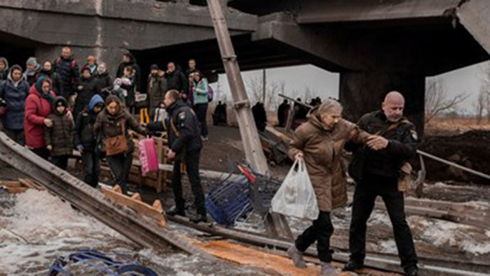 Украйна е евакуирала по хуманитарни коридори 190 000 цивилни от