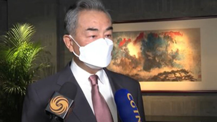 Уан И: Позицията на Китай по отношение на Украйна е на правилната страна на историята