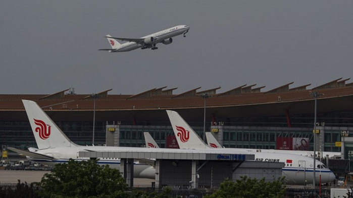 Boeing 737 на „China Eastern“ със 133 души на борда се разби в южен Китай
