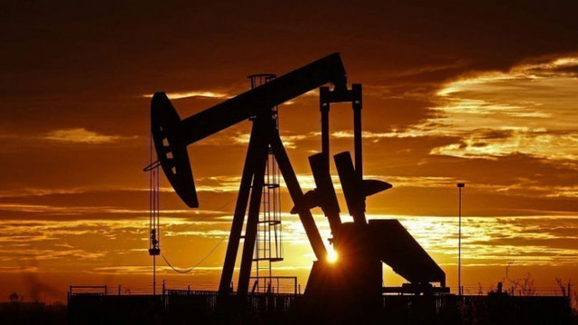 Цените на петрола продължиха да се покачват поради опасенията за