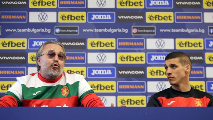 Националите заминаха за Катар