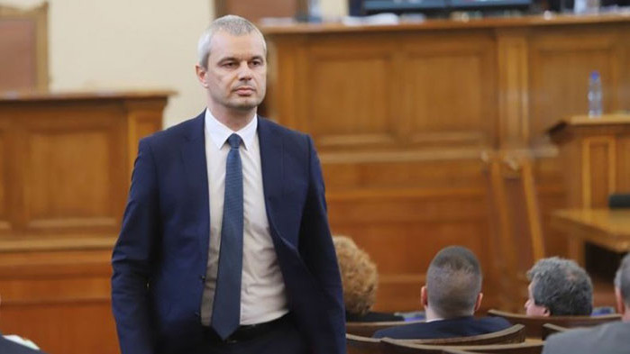 Костадинов "проникновено" за шествието за Украйна: Не беше организирано от българи