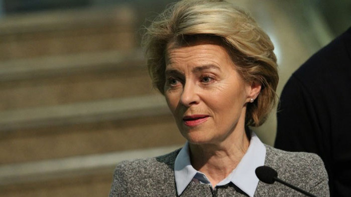 Нов/пореден гаф на правителствената пресслужба. След като само преди дни