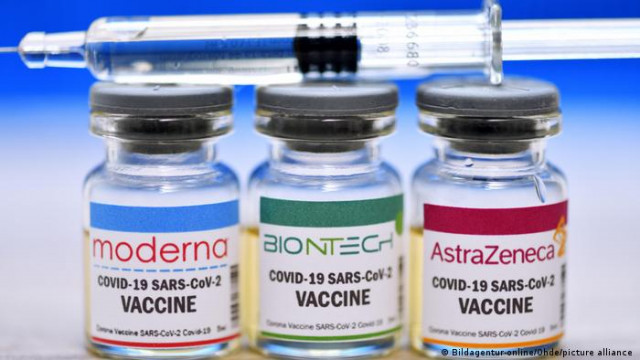 COVID-19 бавно отстъпва във Варна, желаещите за ваксинация намаляват