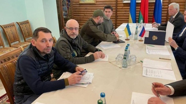 Членове на украинската делегация на преговорите с Русия за спиране