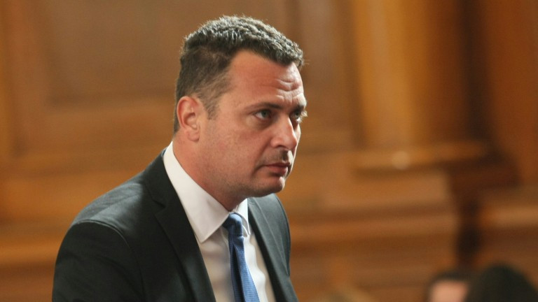 ПГ на БСП развенча няколко законодателни мита на брифинг в