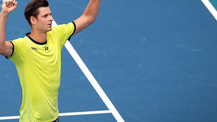 Полякът Хуберт Хуркач продължи успешно защитата на титлата си от