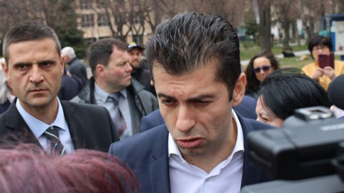 От Фейсбук профила на Виктор Димчев Напълно разбирам Кирил Петков