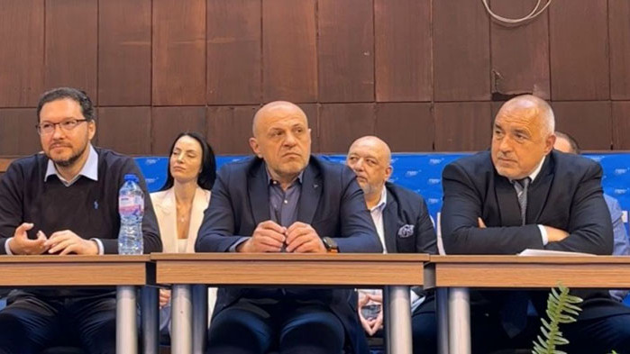 Томислав Дончев: Правителството са не само аматьори, но и професионални шарлатани (ВИДЕО)