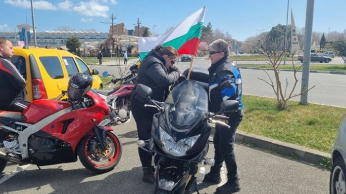 Шофьори от Несебър организираха протестно шествие срещу високите цени на