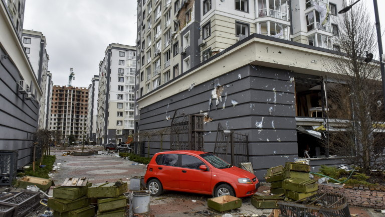 "Да работим, да помогнем на фронта, на Украйна". Какво заварват украинците, когато се завръщат?