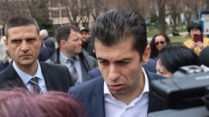 От Фейсбук профила на юристът Любомир Талев От самото съставяне