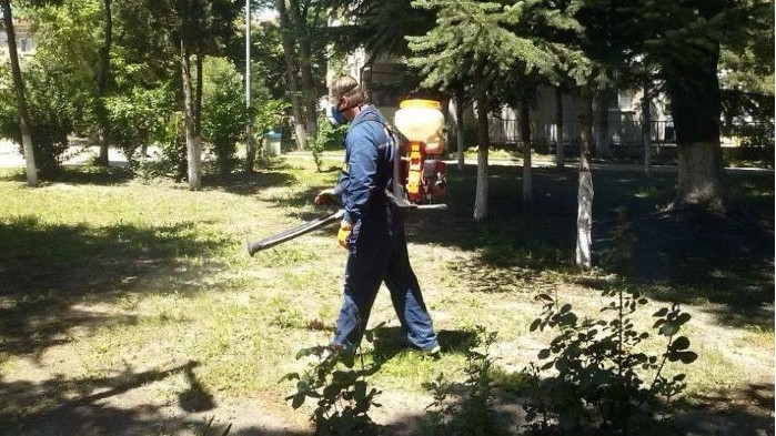 Започва първата обработка против кърлежи на терени с обществено значение