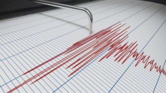 Земетресение с магнитуд 4,4 по Рихтер разлюля Варна преди минути.