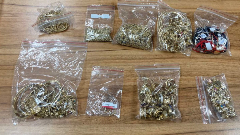 Задържаха около 5 килограма бижута на Капитан Андреево при два отделни случая